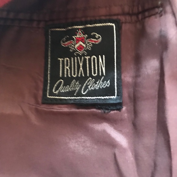 Vintage 1970s wool blazer with gold buttons - Picture 5 of 9